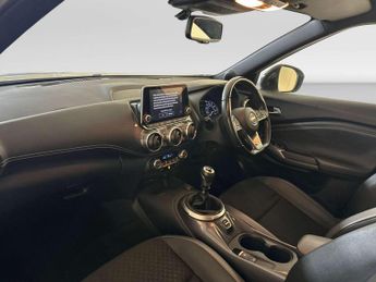 Nissan Juke 1.0 DIG-T N-Connecta SUV 5dr Petrol Manual Euro 6 (s/s) (114 ps)