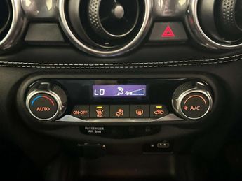 Nissan Juke 1.0 DIG-T N-Connecta SUV 5dr Petrol Manual Euro 6 (s/s) (114 ps)