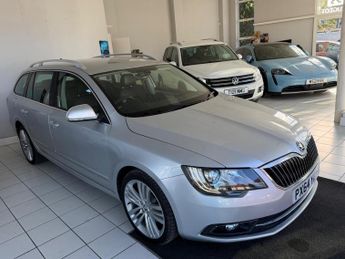 Skoda Superb 2.0 TDI Elegance DSG Euro 5 (s/s) 5dr