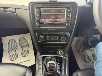 Skoda Superb 2.0 TDI Elegance DSG Euro 5 (s/s) 5dr