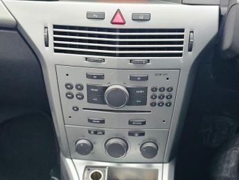 Vauxhall Astra 1.6i 16v SRi Sport Hatch 3dr