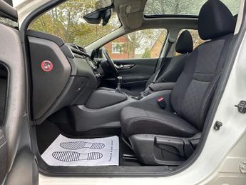 Nissan Qashqai 1.5 dCi N-Connecta SUV 5dr Diesel Manual Euro 6 (s/s) (110 ps)