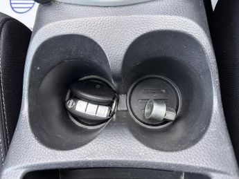 Nissan Qashqai 1.5 dCi N-Connecta SUV 5dr Diesel Manual Euro 6 (s/s) (110 ps)