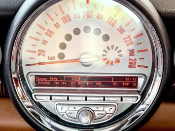 MINI Hatch 1.6 Cooper Mayfair 50 Steptronic 3dr