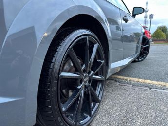 Audi TT 2.0 TDI Black Edition S Tronic quattro Euro 6 (s/s) 3dr