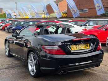 Mercedes-Benz SLK 1.8 SLK250 BlueEfficiency AMG Sport Convertible 2dr Petrol G-Tro