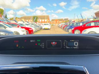 Toyota Prius 1.8 VVT-h Business Edition Plus Hatchback 5dr Petrol Hybrid CVT 