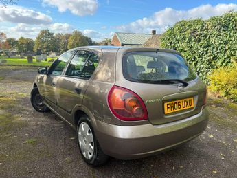 Nissan Almera 1.5 S 5dr