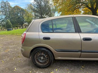 Nissan Almera 1.5 S 5dr