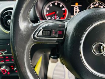Audi A1 1.4 TFSI Contrast Edition S Tronic Euro 5 (s/s) 3dr