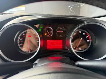 Alfa Romeo Giulietta 1.4 TB MultiAir Lusso Euro 5 (s/s) 5dr