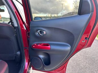 Nissan Juke 1.6 Acenta Premium CVT Euro 5 5dr