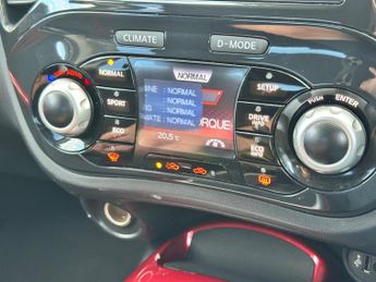Nissan Juke 1.6 Acenta Premium CVT Euro 5 5dr