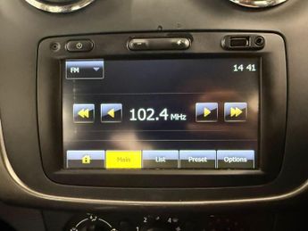 Dacia Sandero Stepway 0.9 TCe Laureate Euro 5 5dr