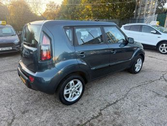 Kia Soul 1.6 CRDi 2 Auto Euro 4 5dr