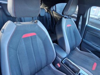 Vauxhall Mokka Electric 50kWh SRi Nav Premium Auto 5dr