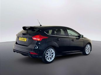 Ford Focus 1.5 TDCi Zetec S Hatchback 5dr Diesel Manual Euro 6 (s/s) (120 p