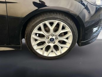 Ford Focus 1.5 TDCi Zetec S Hatchback 5dr Diesel Manual Euro 6 (s/s) (120 p