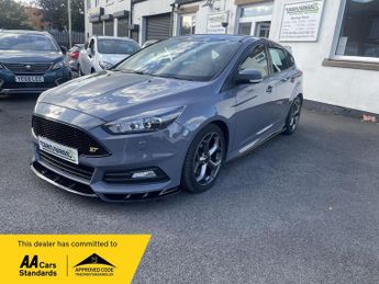 Ford Focus 2.0 TDCi ST-3 Hatchback 5dr Diesel Manual Euro 6 (s/s) (185 ps)
