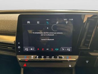 Renault Megane E-Tech 60kWh iconic Hatchback 5dr Electric Auto (optimum charge) (220 p