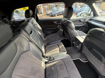 Audi Q7 3.0 TDI V6 S line Tiptronic quattro Euro 6 (s/s) 5dr