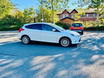 Ford Focus 1.6 TDCi Zetec Euro 5 (s/s) 5dr