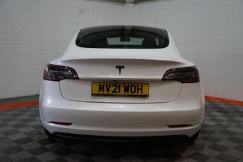 Tesla Model 3 Standard Range Plus Auto RWD 4dr