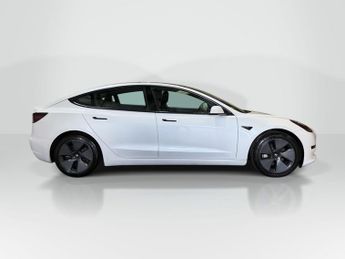 Tesla Model 3 Standard Range Plus Auto RWD 4dr