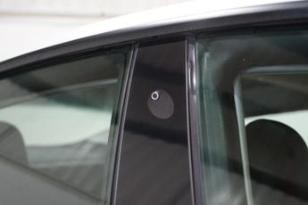 Tesla Model 3 Standard Range Plus Auto RWD 4dr