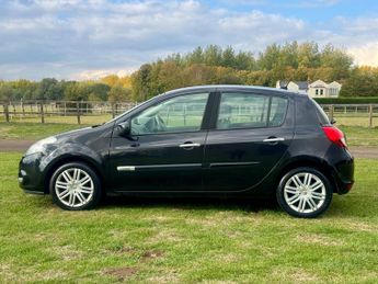 Renault Clio 1.6 VVT Initiale TomTom Auto Euro 4 5dr