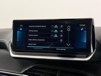 Peugeot E-208 50kWh GT Premium Hatchback 5dr Electric Auto (136 ps)