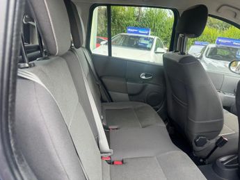 Renault Grand Modus 1.6 VVT Dynamique Auto Euro 4 5dr