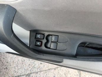 Honda CR-Z 1.5h IMA S Euro 5 3dr