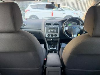Ford Focus 1.6 Zetec Climate 5dr