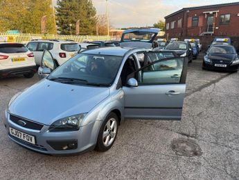 Ford Focus 1.6 Zetec Climate 5dr