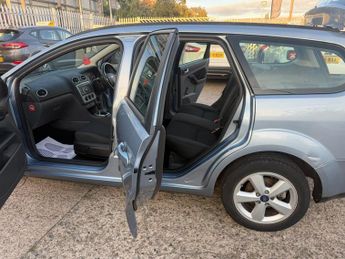 Ford Focus 1.6 Zetec Climate 5dr
