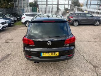 Volkswagen Tiguan 2.0 TDI BlueMotion Tech Sport DSG 4WD Euro 5 (s/s) 5dr