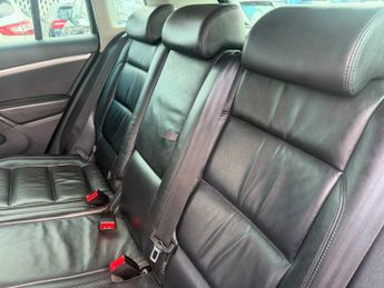 Volkswagen Tiguan 2.0 TDI BlueMotion Tech Sport DSG 4WD Euro 5 (s/s) 5dr