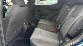 Suzuki e Vitara 61kWh Motion SUV 5dr Electric Auto (174 ps)