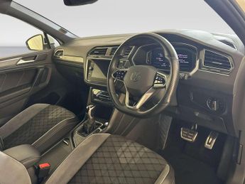 Volkswagen Tiguan 1.4 TSI 13kWh R-Line SUV 5dr Petrol Plug-in Hybrid DSG Euro 6 (s