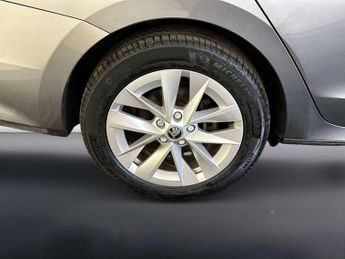 Skoda Octavia 1.4 TSI iV 13kWh SE Technology Estate 5dr Petrol Plug-in Hybrid 