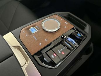 BMW iX 40 76.6kWh M Sport Edition SUV 5dr Electric Auto xDrive (326 ps)