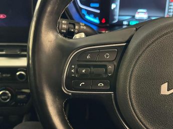 Kia Niro 1.6 GDi 3 SUV 5dr Petrol Hybrid DCT Euro 6 (s/s) (139 bhp)