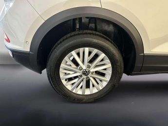 Volkswagen T-Roc 1.0 TSI Life SUV 5dr Petrol Manual Euro 6 (s/s) (110 ps)