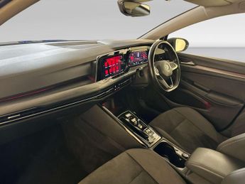 Volkswagen Golf 1.4 TSI 13kWh Style Hatchback 5dr Petrol Plug-in Hybrid DSG Euro