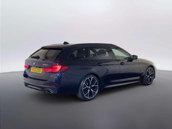 BMW 5 Series 2.0 520d MHT M Sport Touring 5dr Diesel Hybrid Steptronic xDrive