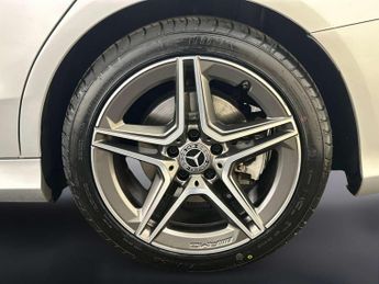Mercedes-Benz C Class 2.0 C220d AMG Line Edition Estate 5dr Diesel G-Tronic+ Euro 6 (s