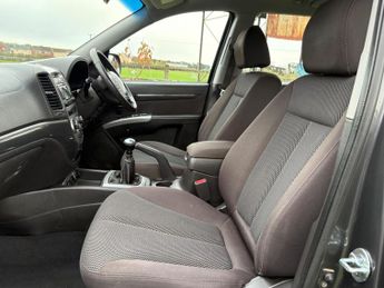 Hyundai SANTA FE 2.2 CRDi Style 4WD Euro 5 5dr (5 seat)