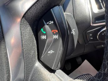 Ford Focus 1.0T EcoBoost Titanium X Euro 5 (s/s) 5dr