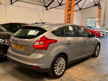 Ford Focus 1.0T EcoBoost Titanium X Euro 5 (s/s) 5dr